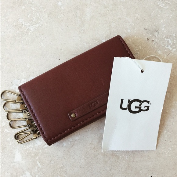 UGG Accessories - $72 NWT Ugg Leather Key Holder Wallet Case